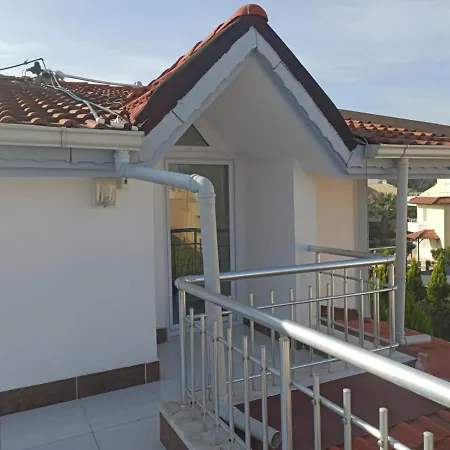 Kadriyede Muestakil Villa Yuezme Havuzlu ベレキ